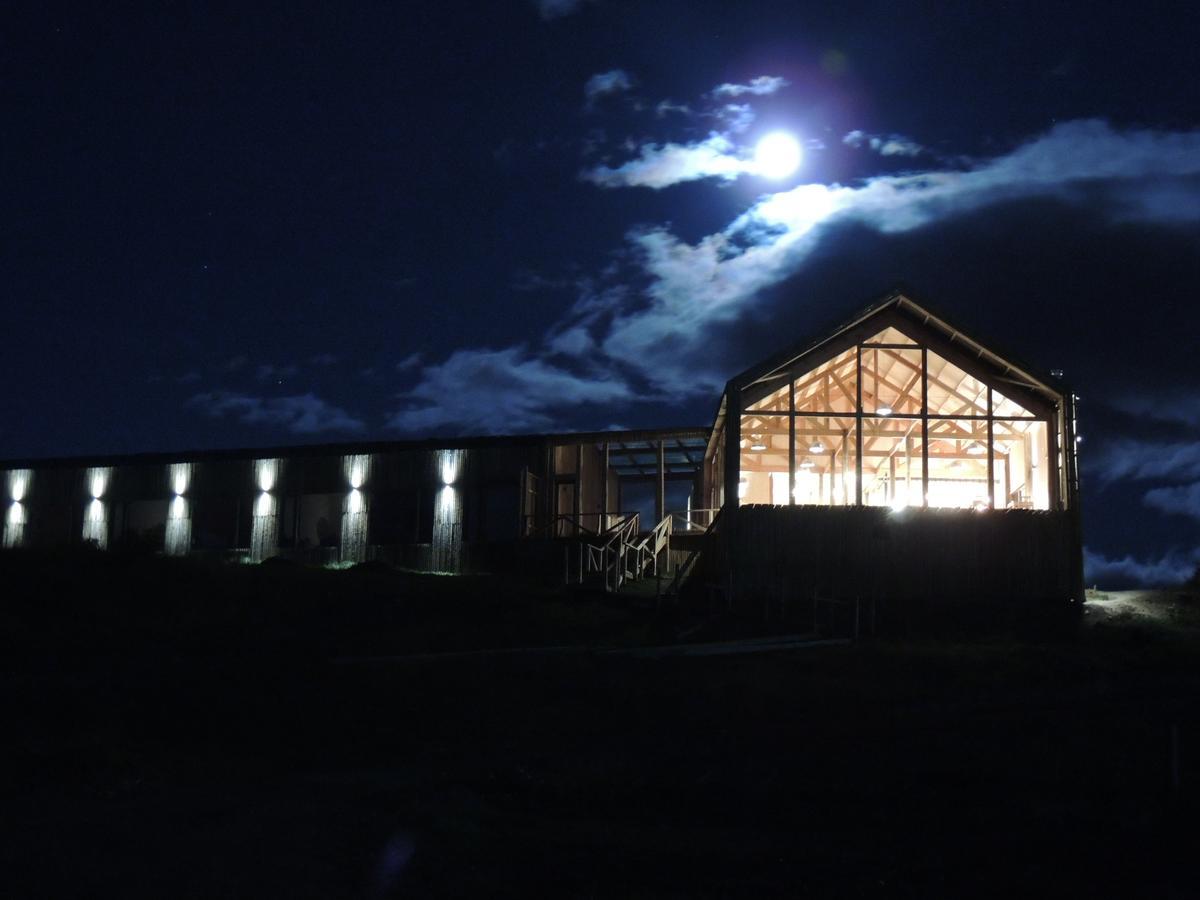 Hotel Simple Patagonia Puerto Natales Buitenkant foto