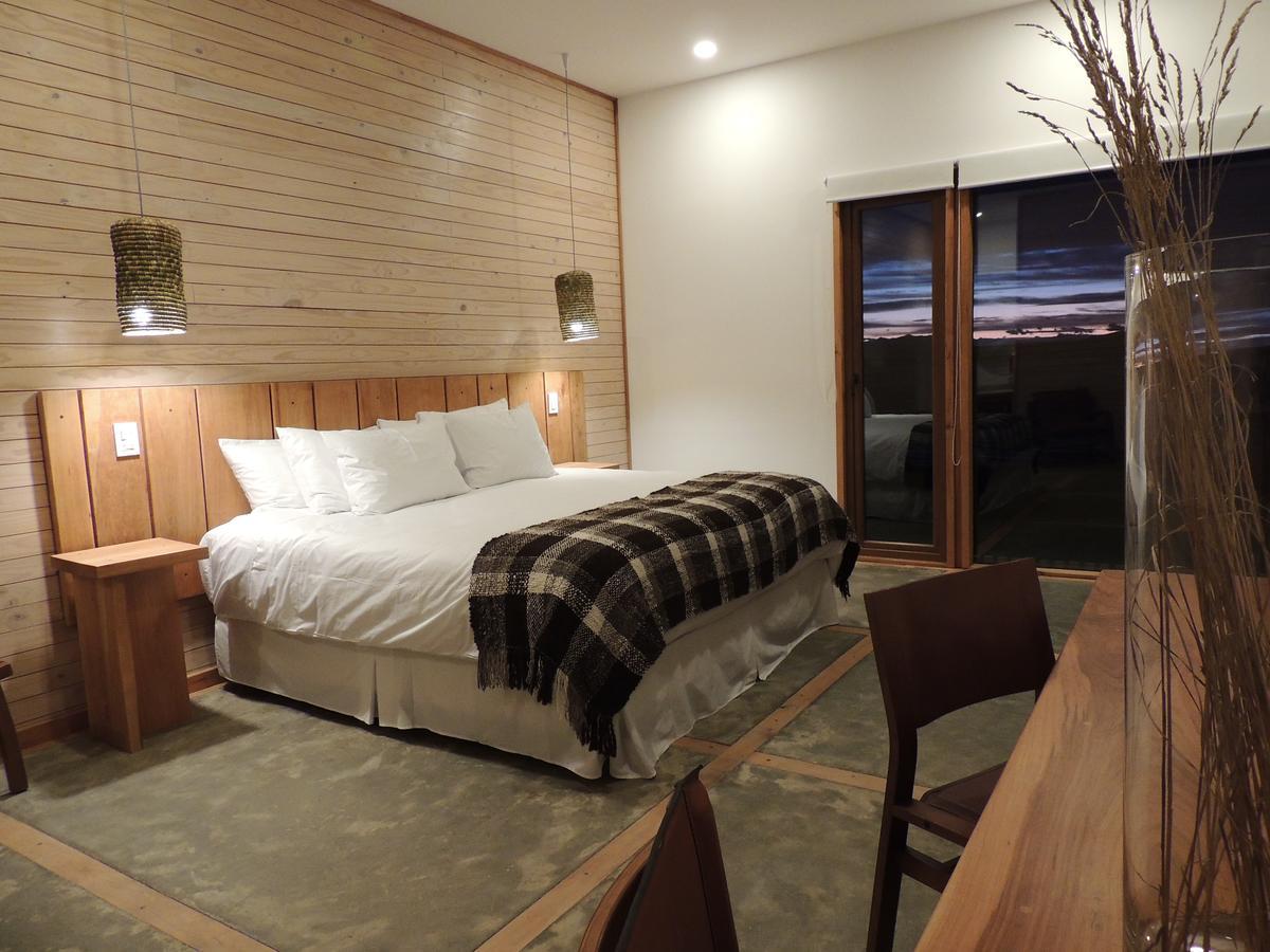 Hotel Simple Patagonia Puerto Natales Buitenkant foto
