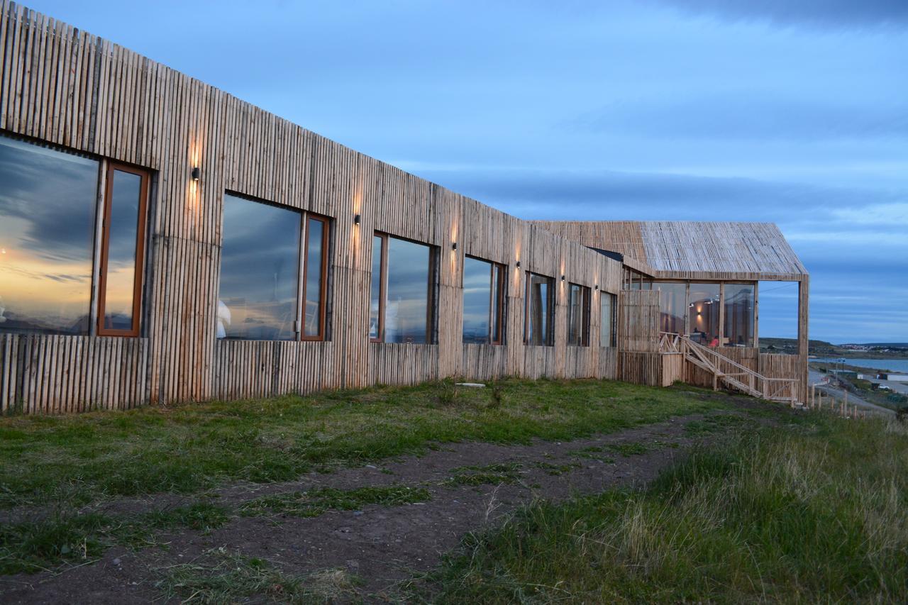 Hotel Simple Patagonia Puerto Natales Buitenkant foto